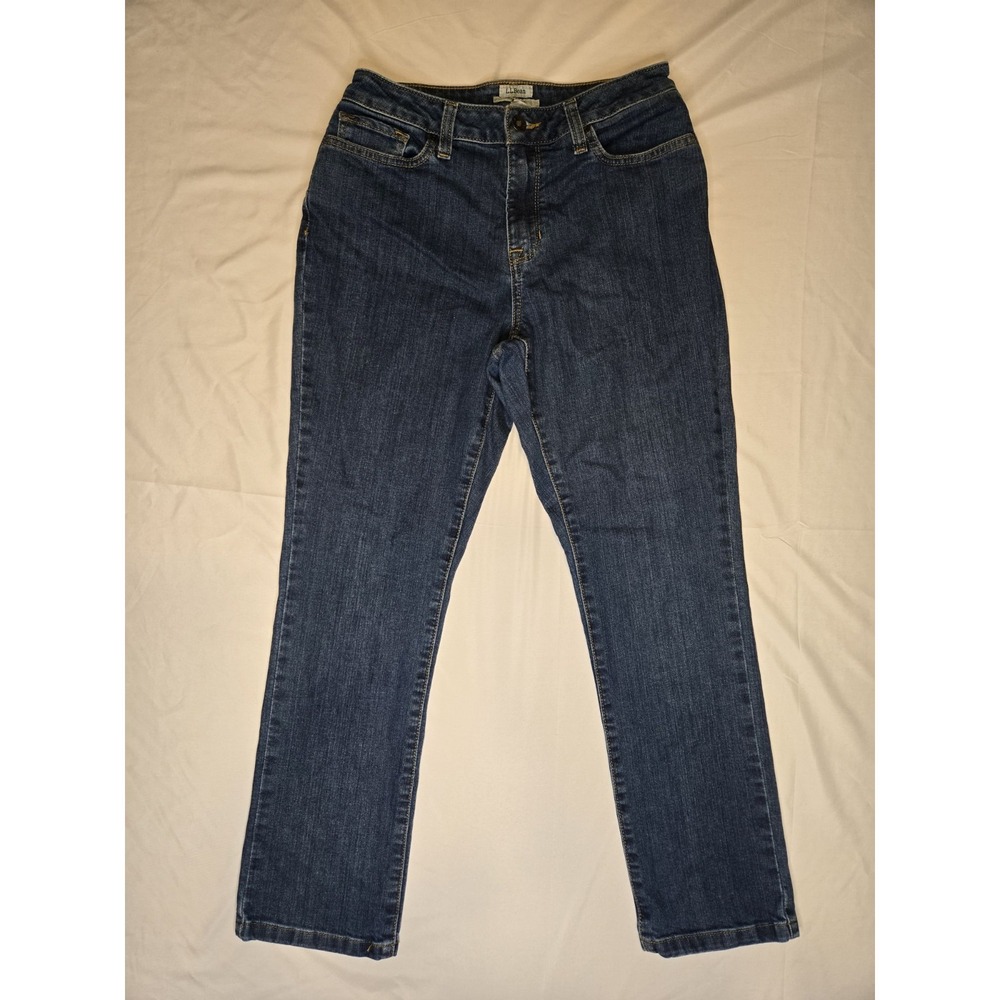 LL Bean Classic Fit Womens Denim Jeans Size 6 Petite Blue Straight Mid Rise
